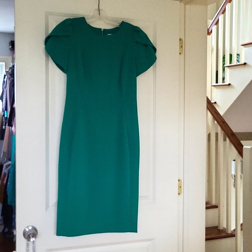 Emerald green dress - Picture 1 of 5